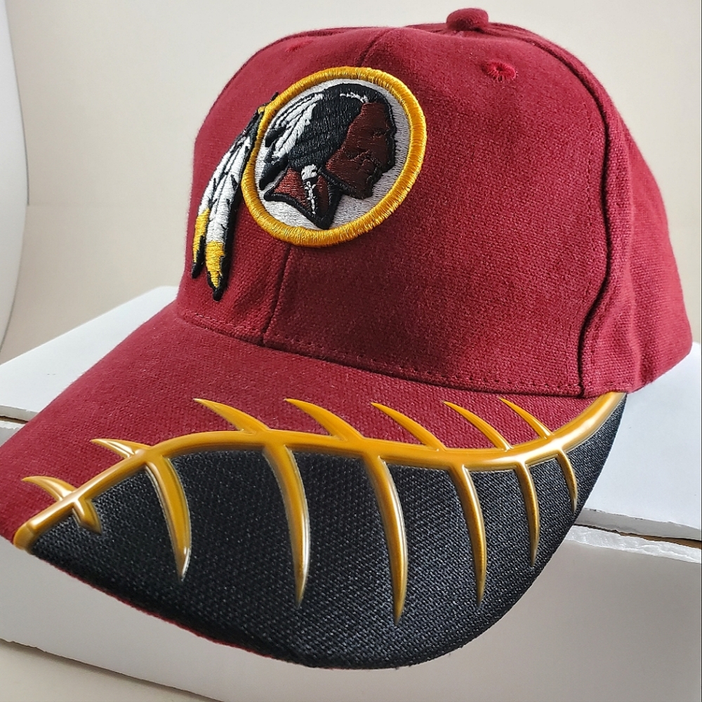 NFL Burgundy and Gold Vintage Washinton Refskins Hat